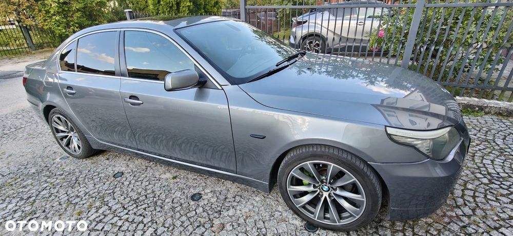 BMW Seria 5 520d - 13