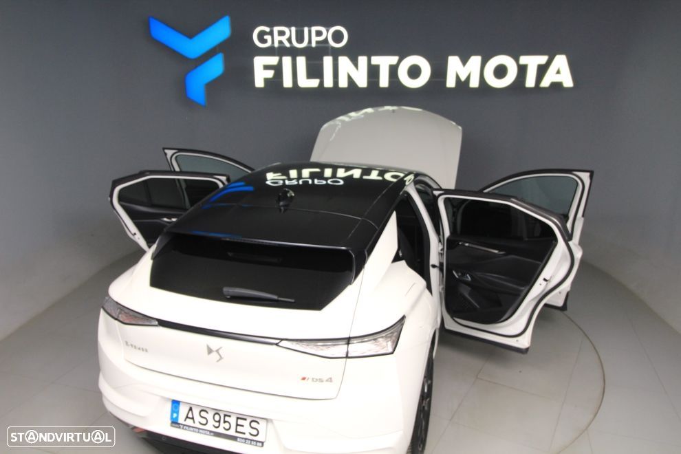 DS DS4 E-Tense Performance Line EAT8 - 10