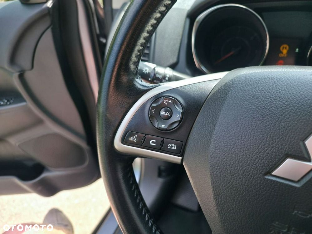 Mitsubishi ASX - 25