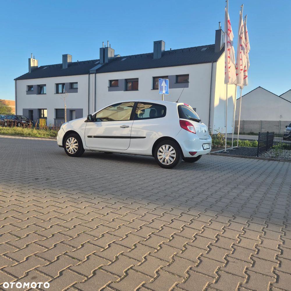 Renault Clio 1.5 dCi Alize - 3