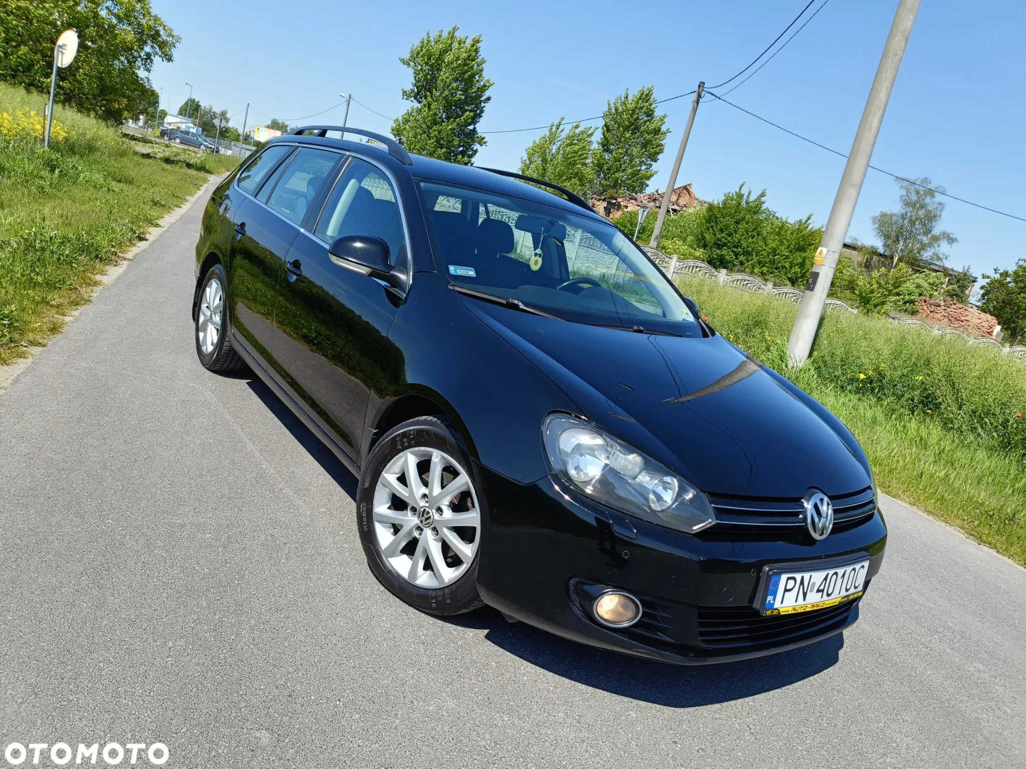 Volkswagen Golf VI 1.6 TDI Comfortline - 3