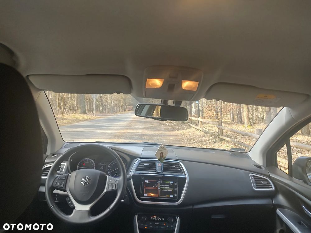 Suzuki SX4 S-Cross 1.4 SHVS Premium - 13