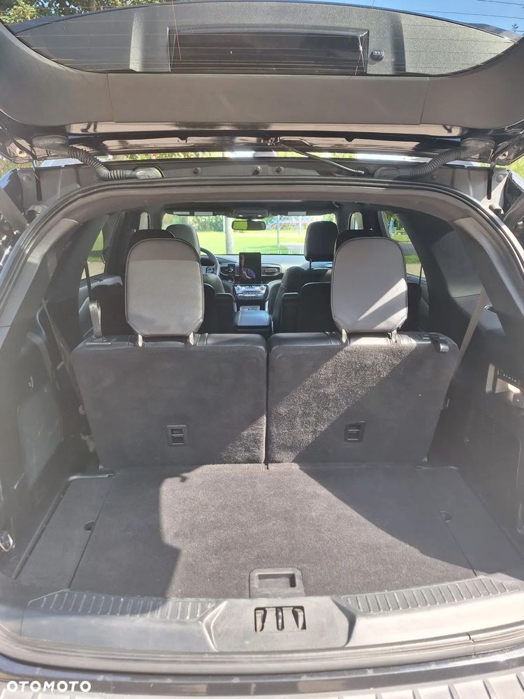 Ford Explorer - 6