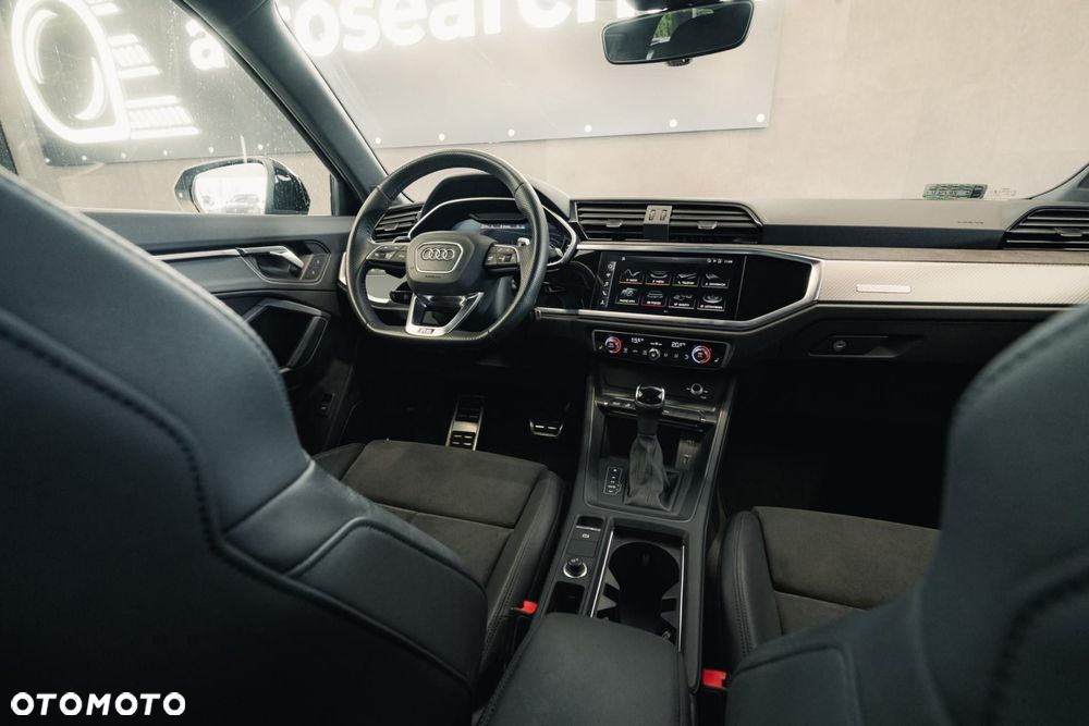 Audi RS Q3 Sportback - 17