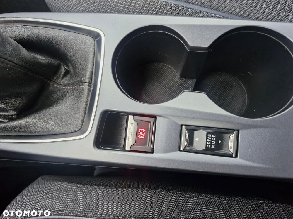 Peugeot 2008 BlueHDi 110 Allure Pack - 37