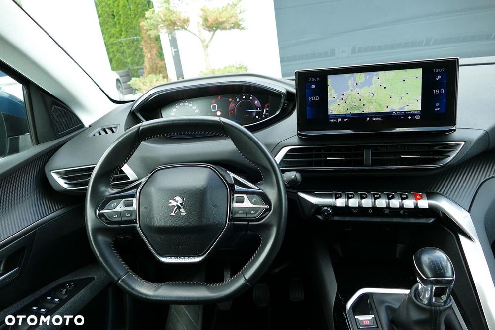 Peugeot 5008 1.2 PureTech Access S&S - 32