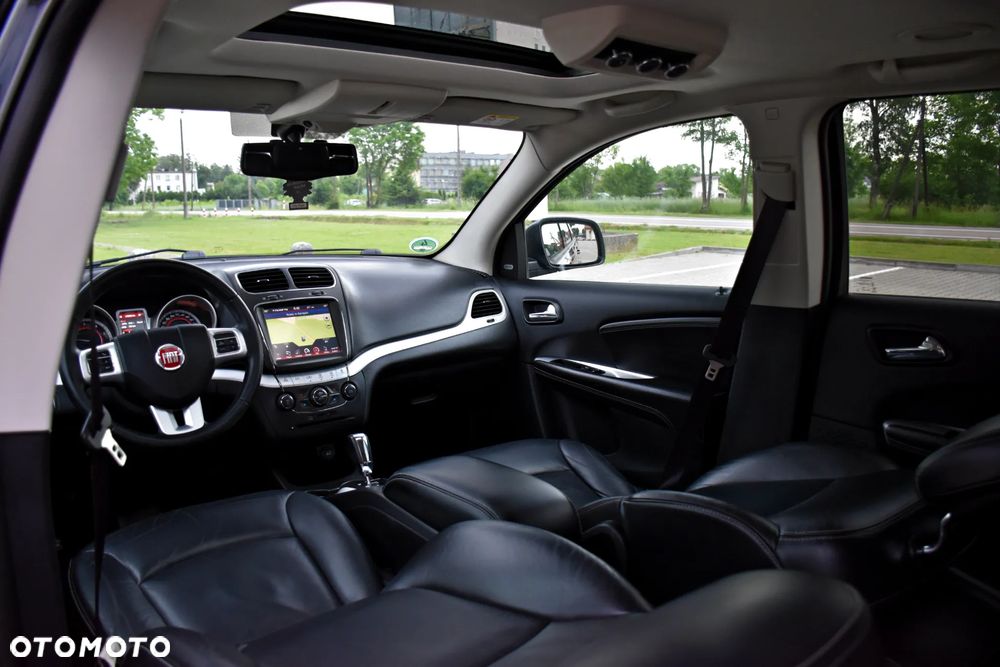 Fiat Freemont 2.0 Multijet 16V DPF Automatik Allrad Black Code - 38