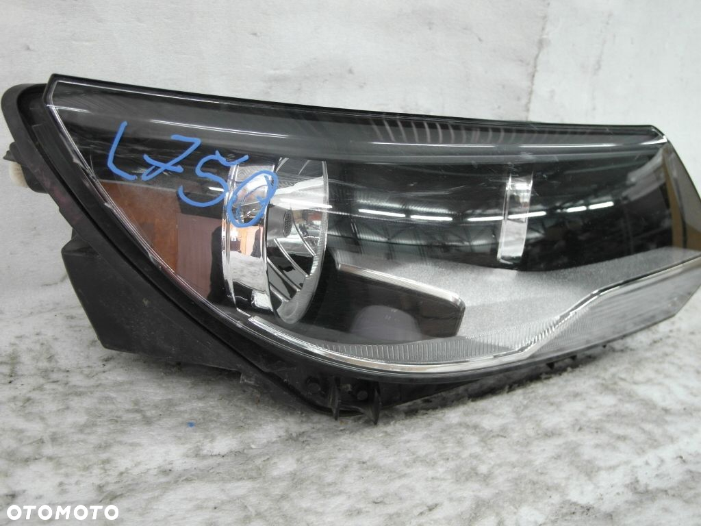 VW TIGUAN 5N1 LIFT LAMPA PRAWA PRZEDNIA PRZÓD - 2