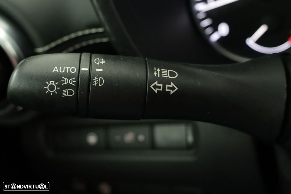 Nissan Juke 1.0 DIG-T Tekna - 17