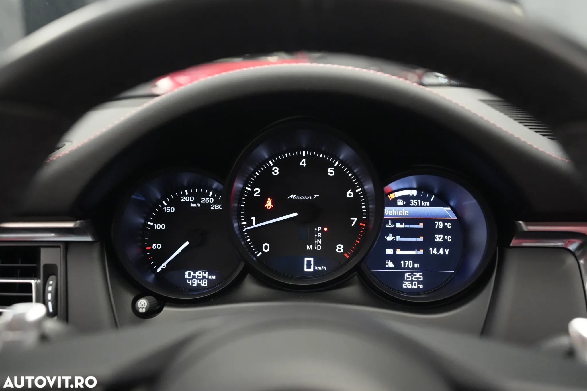 Porsche Macan T - 19