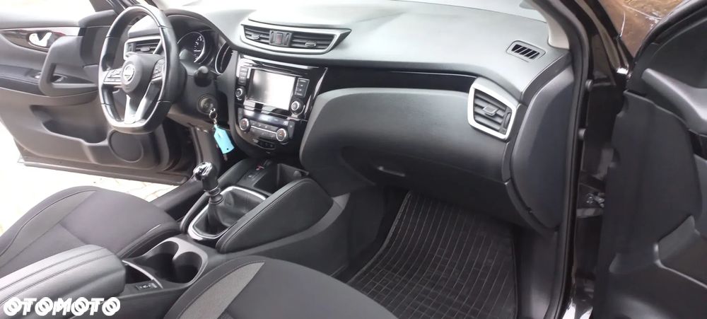 Nissan Qashqai 1.3 DIG-T MHEV N-Connecta - 17