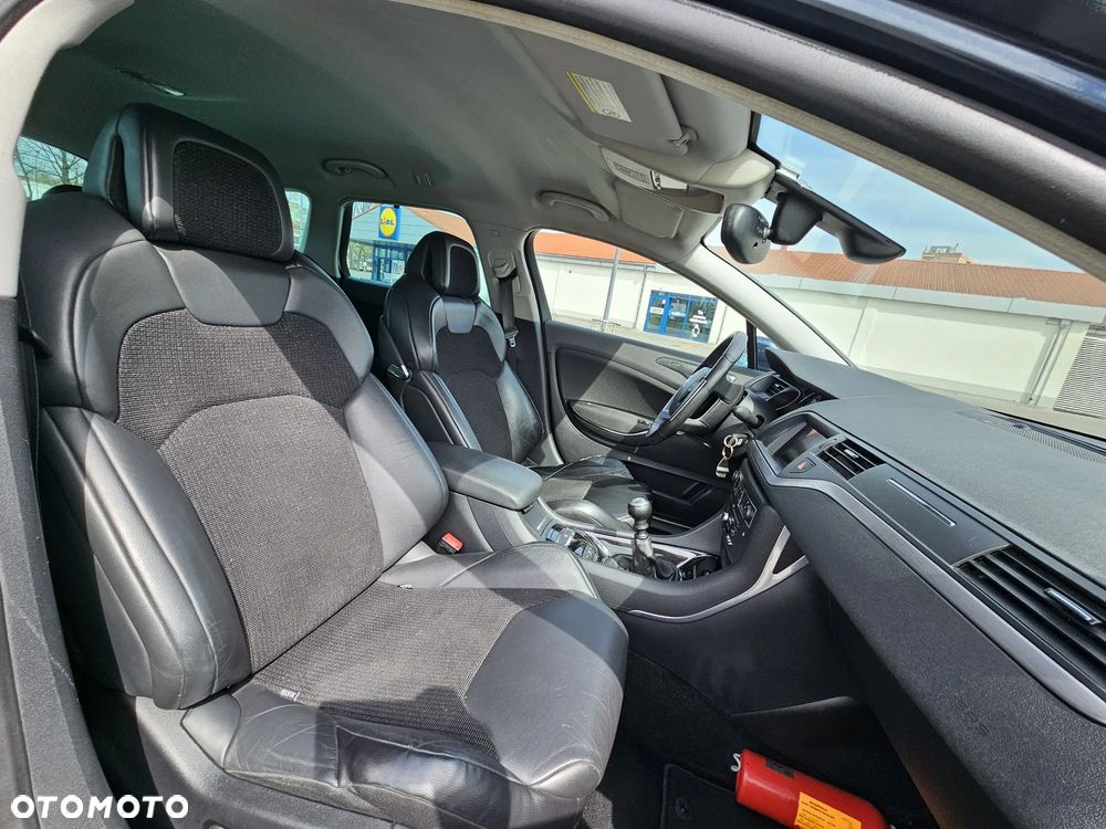 Citroën C5 HDi 135 Exclusive - 23