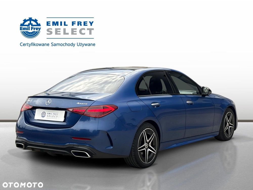 Mercedes-Benz C-Class 2025 photo 5