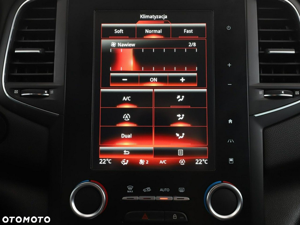 Renault Megane ENERGY TCe 205 EDC GT - 24