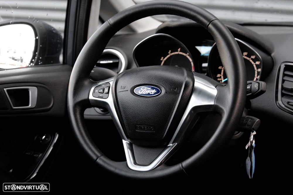 Ford Fiesta 1.0 T EcoBoost Titanium PowerShift - 21