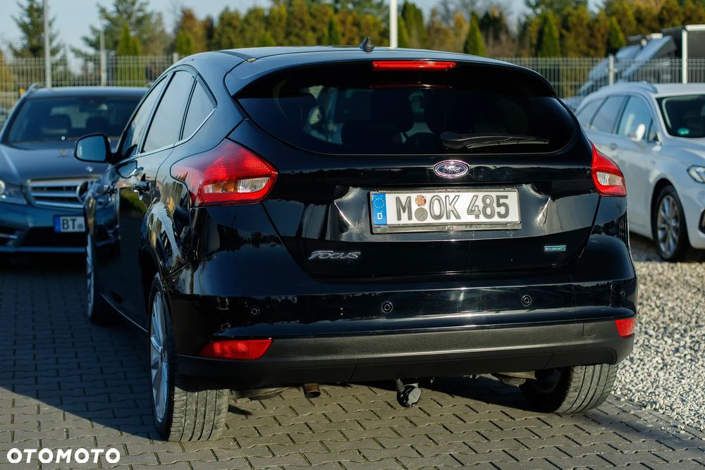 Ford Focus ver-1-0-ecoboost-titanium-x - 10