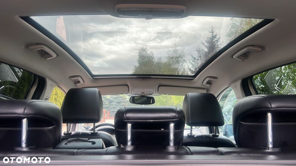 Ford Kuga - 17