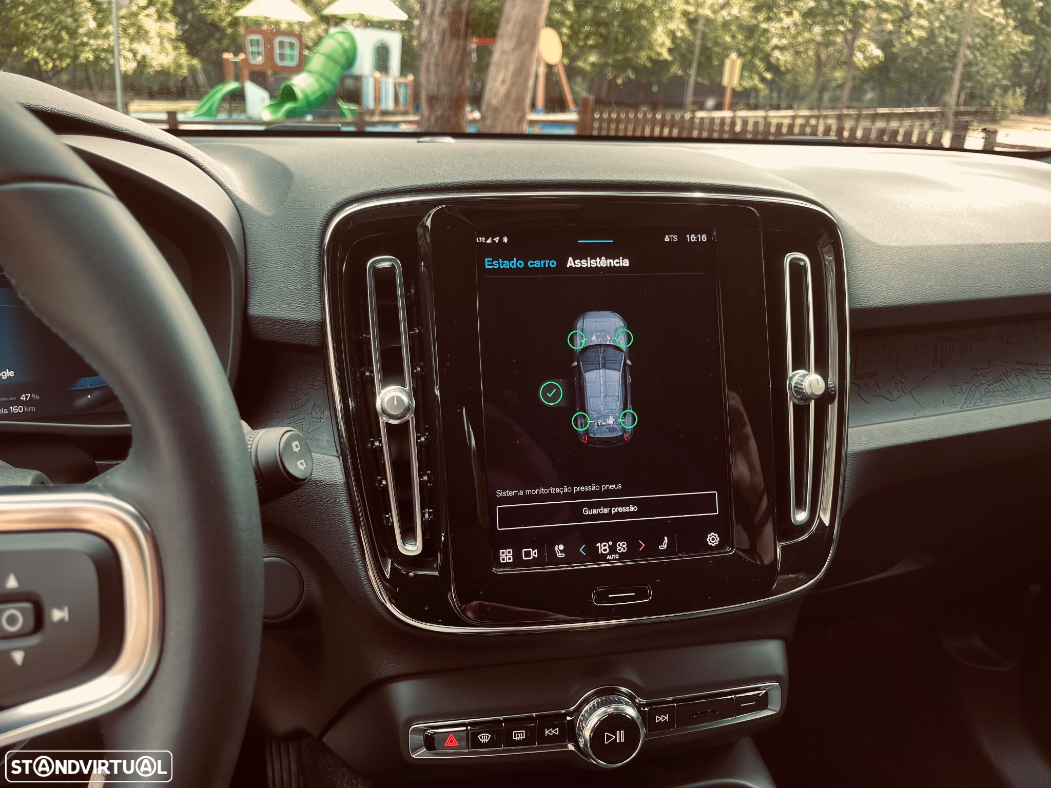 Volvo XC 40 Recharge 69 kWh Single Motor Core - 39