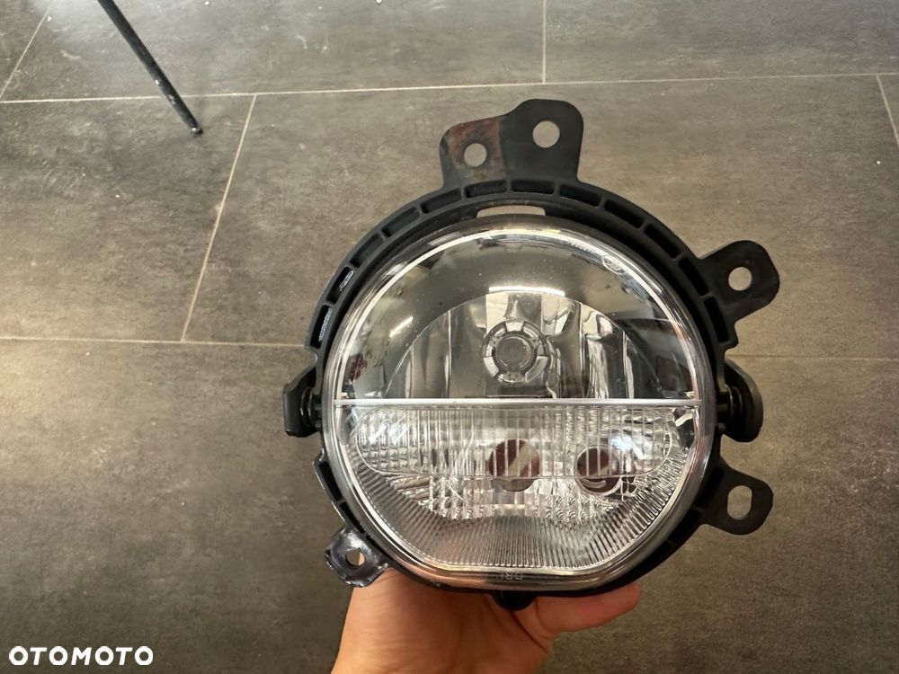 halogen prawy mini cooper f56 - 1