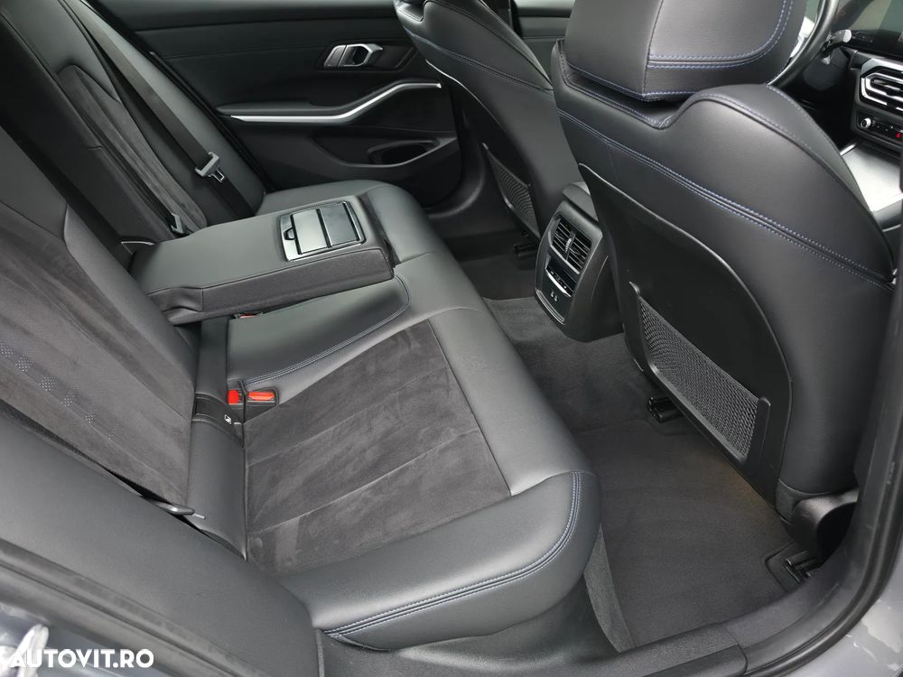 BMW Seria 3 320e Aut. M Sport - 29