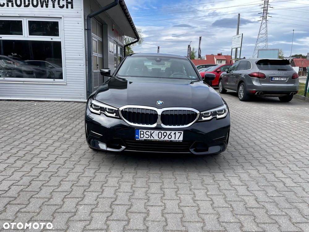 BMW Seria 3 330i Luxury Line sport - 15