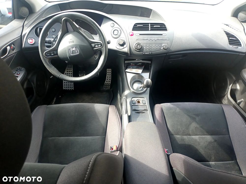 Honda Accord 2.0 Elegance 50 Jahre Edition - 9