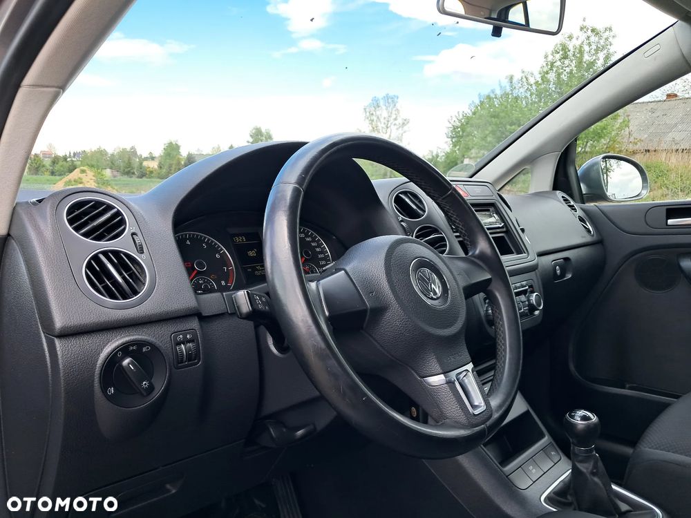 Volkswagen Golf Plus - 18