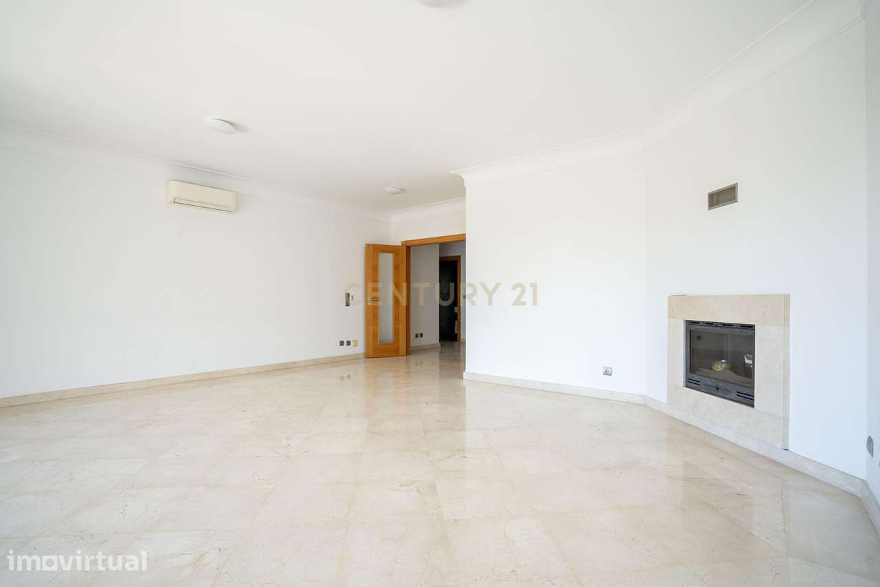 Apartamento T4 em Alcabideche - condomínio privado c/piscina - Grande imagem: 4/36