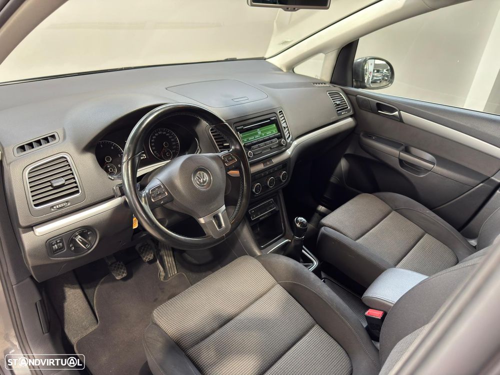 VW Sharan 2.0 TDI Confortline - 13