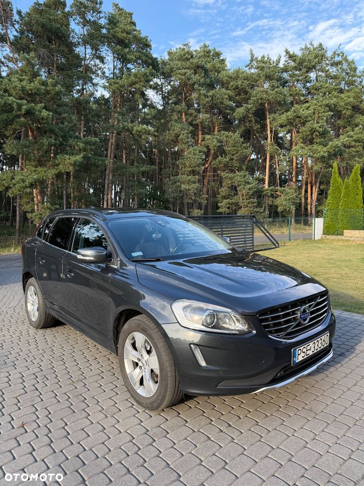 Volvo XC 60 D4 AWD Momentum - 2