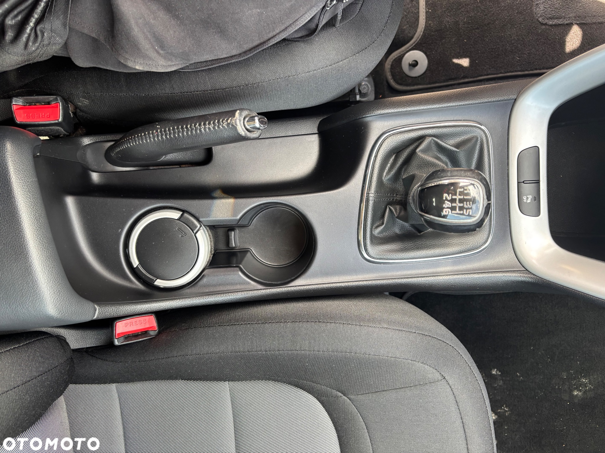 Kia Ceed 1.4 CVVT SW Dream-Team Edition - 21