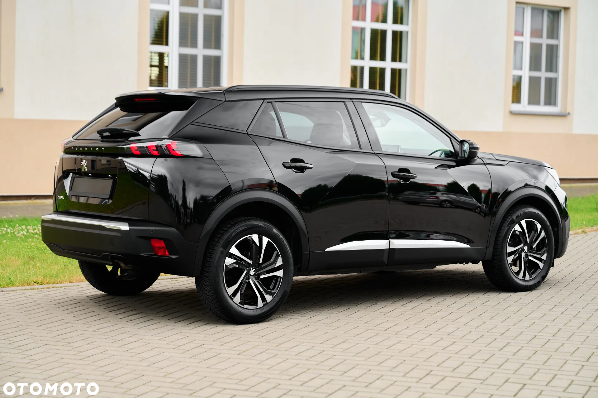 Peugeot 2008 1.5 BlueHDi Allure - 15