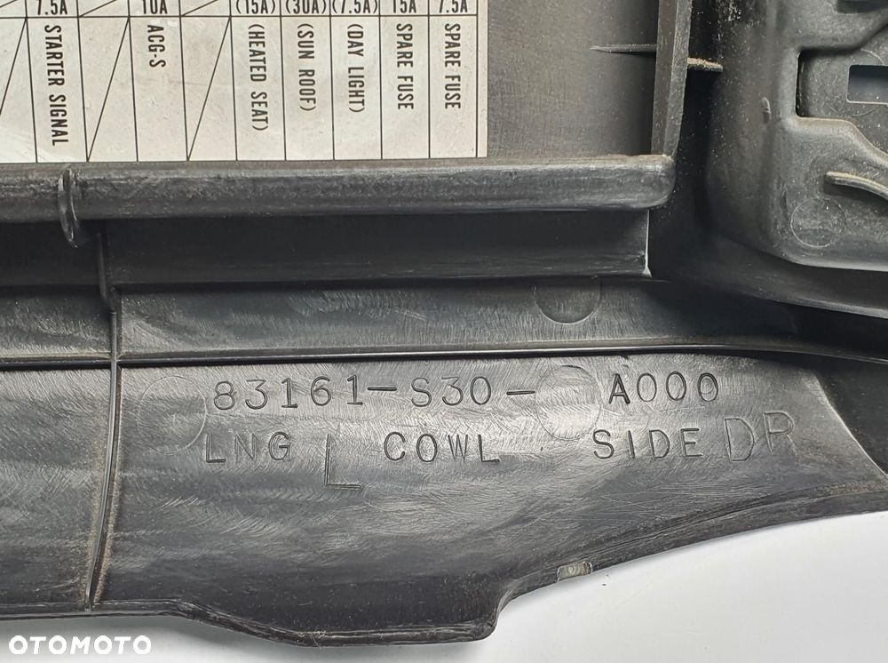 PLASTIK OSŁONA KONSOLI LEWA HONDA PRELUDE V - 4