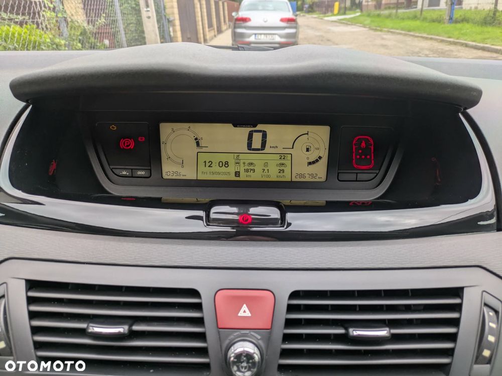 Citroën C4 Picasso - 15