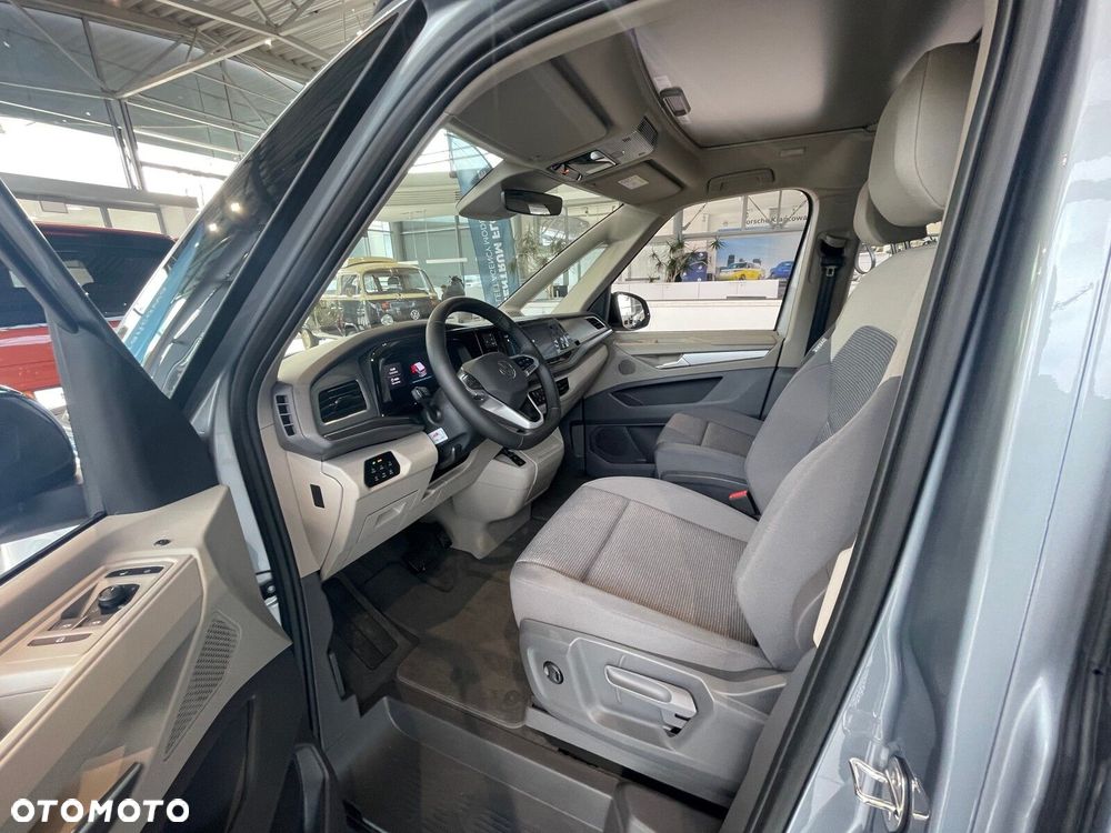 Volkswagen california Nowa California Beach silnik: 2,0 l TDI SCR 150 KM / skrzynia biegów: 7-biegowa DSG rozstaw osi: 3124 mm - 16
