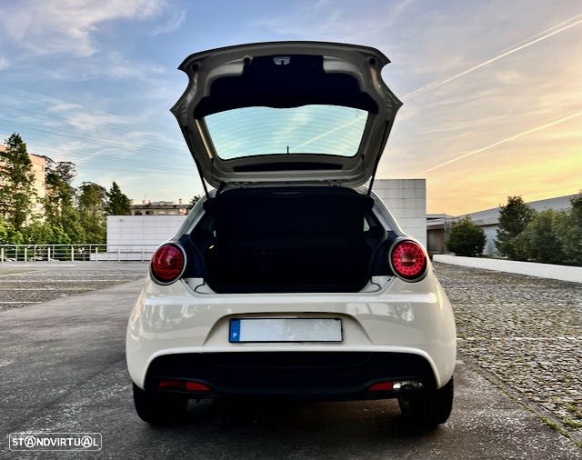Alfa Romeo MiTo 1.4 8V Impression - 21