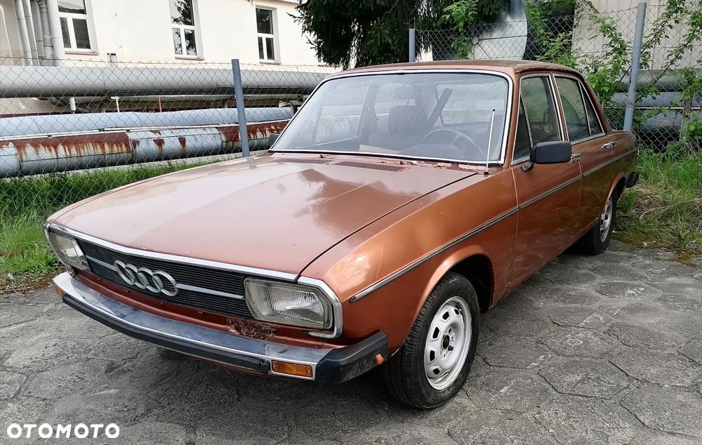 Audi 100 - 1