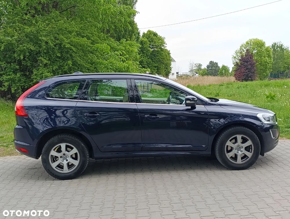 Volvo XC 60 D4 Drive-E Momentum - 5