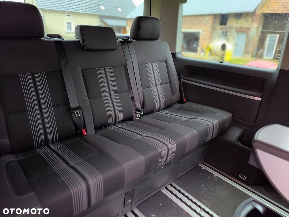 Volkswagen Multivan - 6