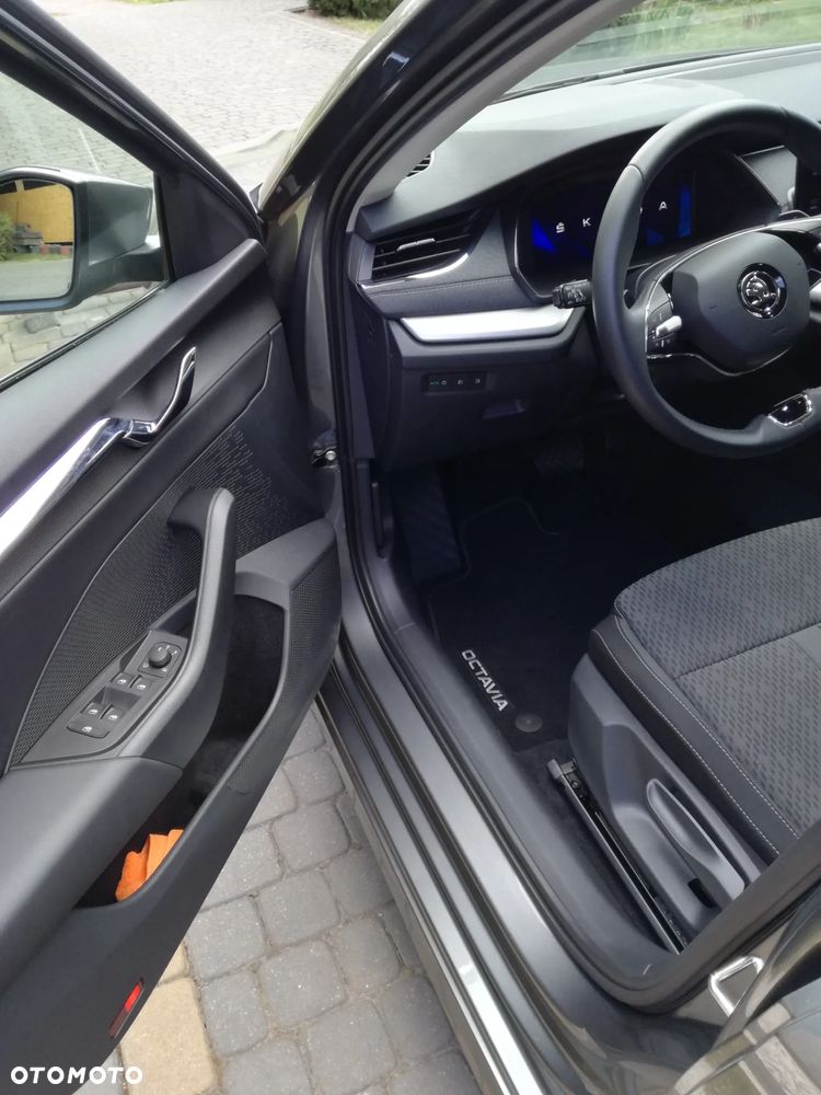 Skoda Octavia 2.0 TSI 4x4 Style DSG - 12