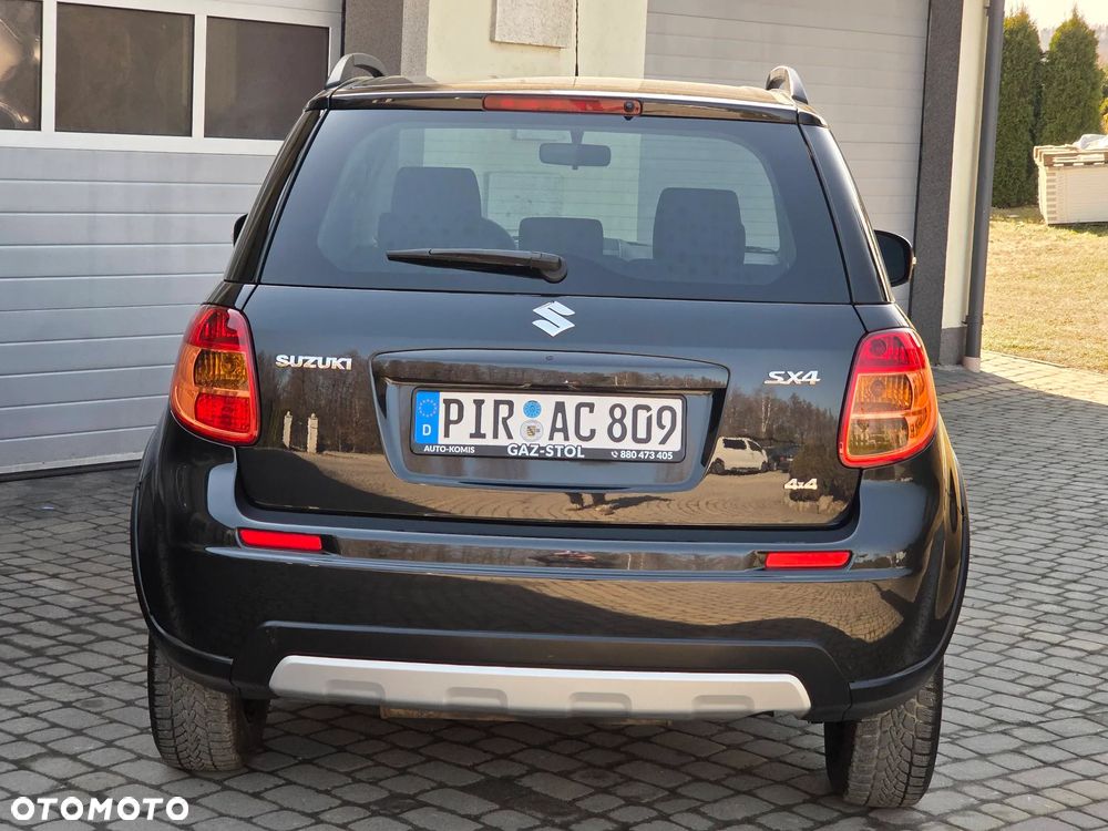 Suzuki SX4 1.6 VVT 4x4 Style - 16