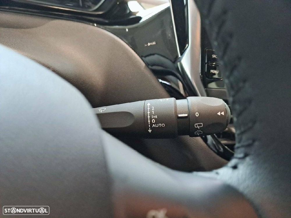 Peugeot 208 1.2 PureTech Signature - 15