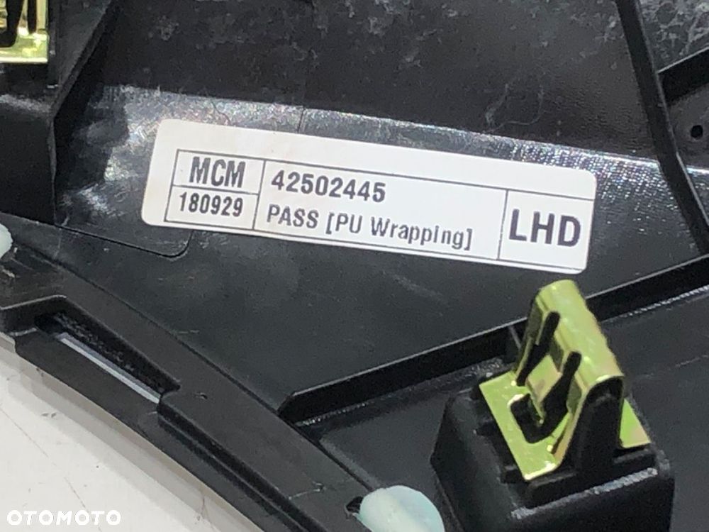 LISTWA DEKOR KOKPITU  OPEL MOKKA / MOKKA X (J13) 2012 - 2022 1.4 (_76) 103 kW [140 KM] benzyna 2013 - 3