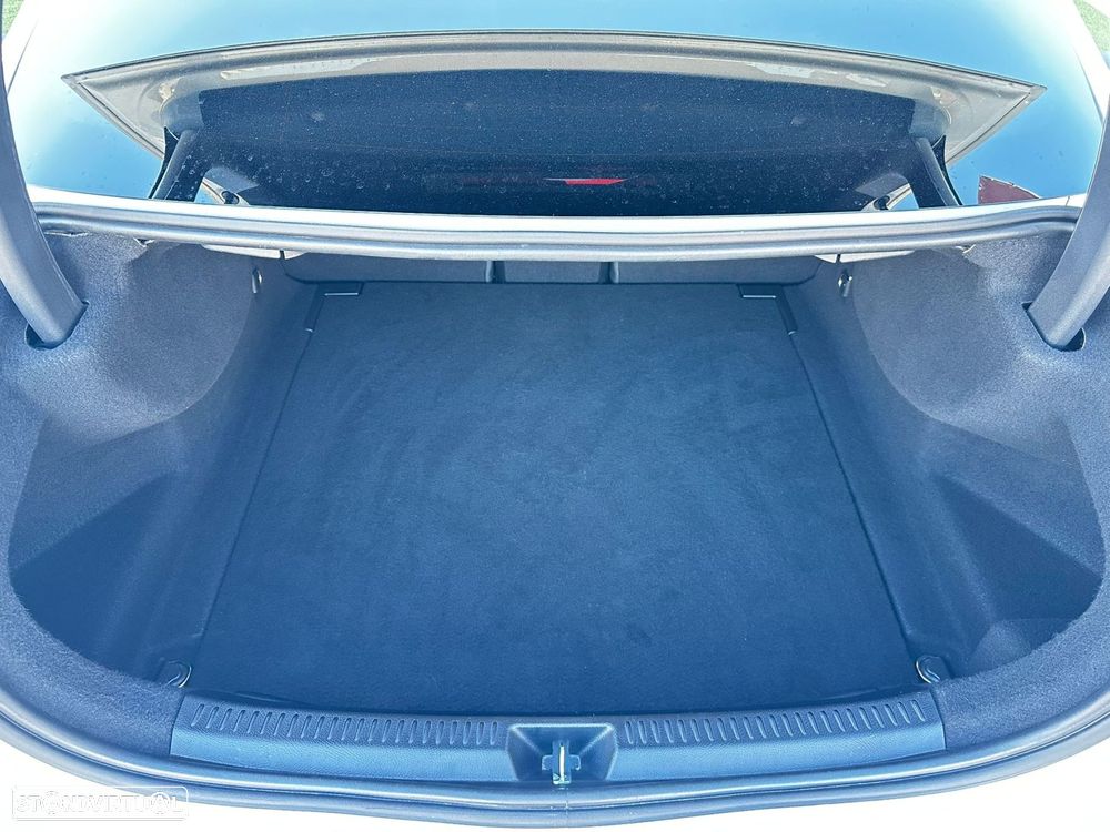 Mercedes-Benz A 180 Limousine d AMG Line Aut. - 25