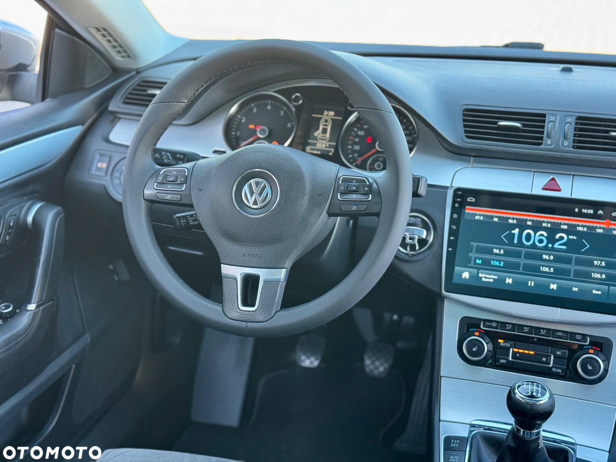 Volkswagen Passat CC 1.8 TSI Exclusive - 33