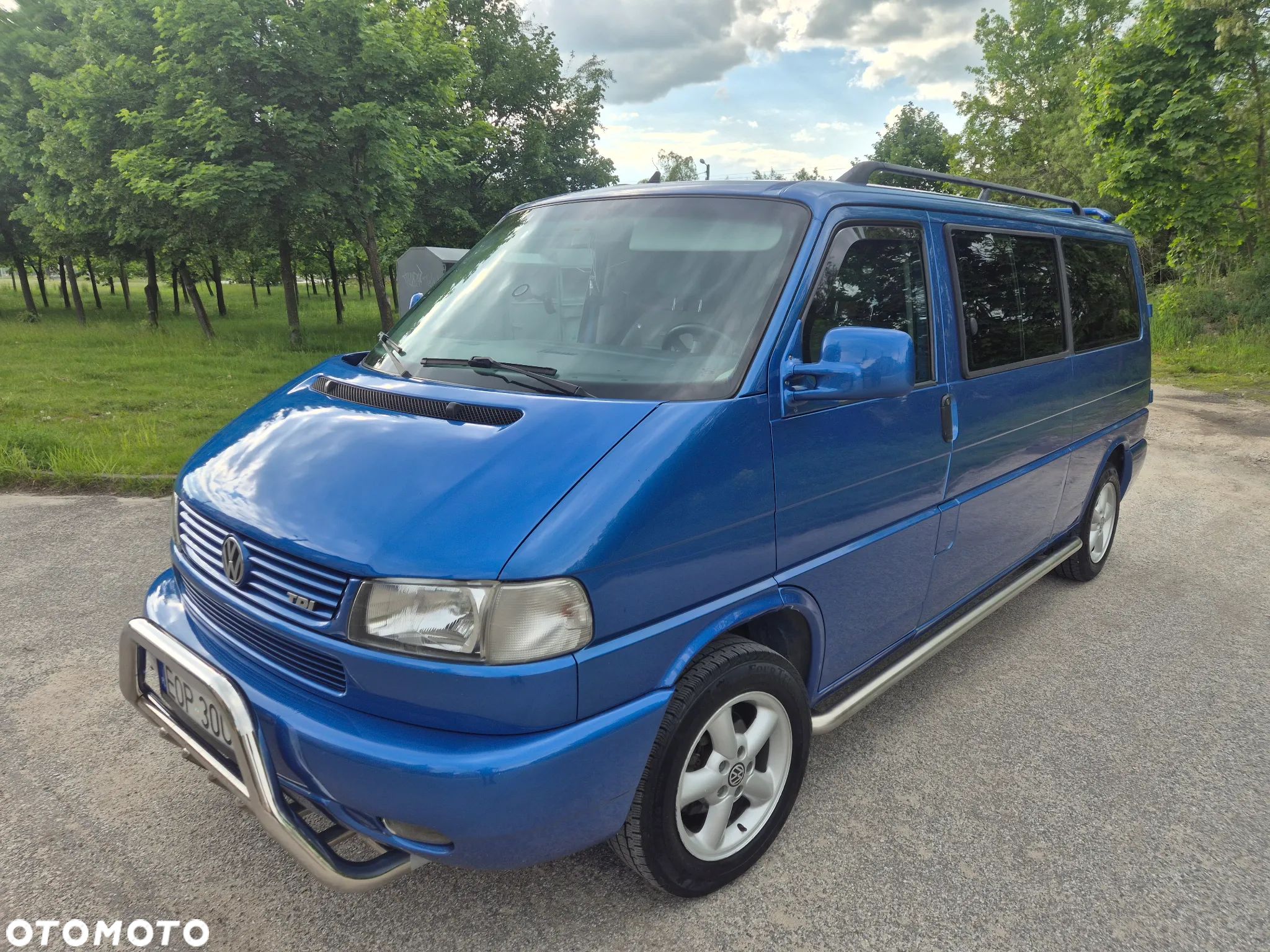 Volkswagen Caravelle TDI Basis / CL - 1