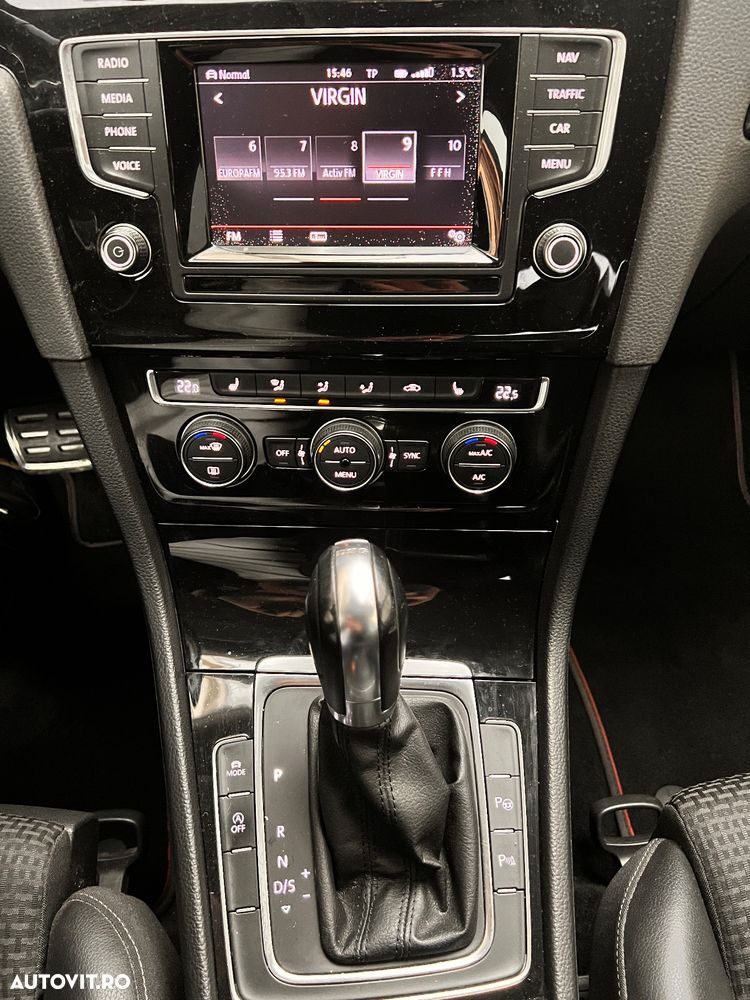 Volkswagen Golf 2.0 BlueTDI DSG Highline - 12