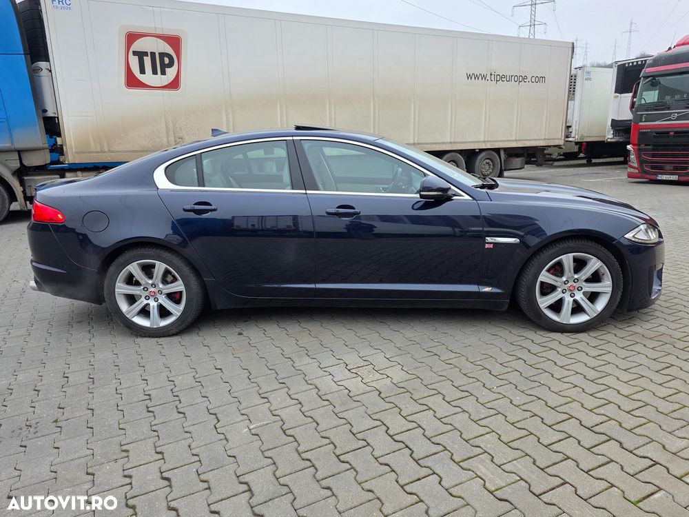 Jaguar XF 2.0 Turbo - 20
