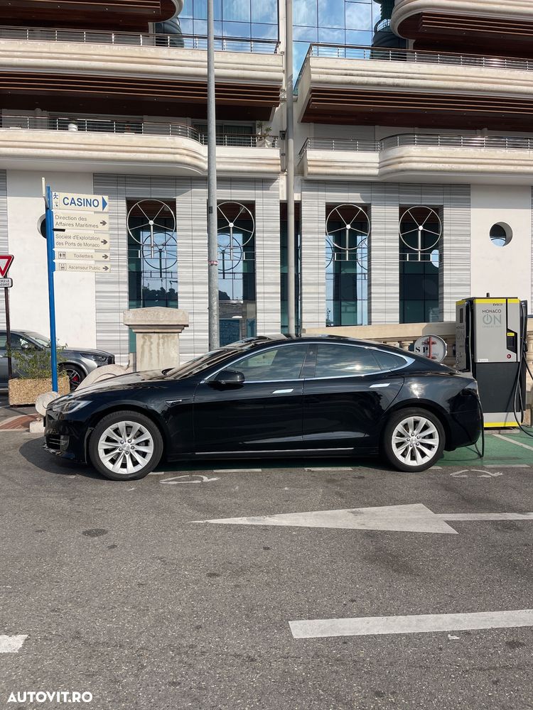 Tesla Model S AWD - 1