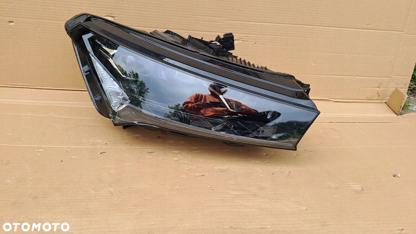 SKODA ENYAQ PRAWY LAMPA FULL LED 5LB941016A UŻYWANA - 1
